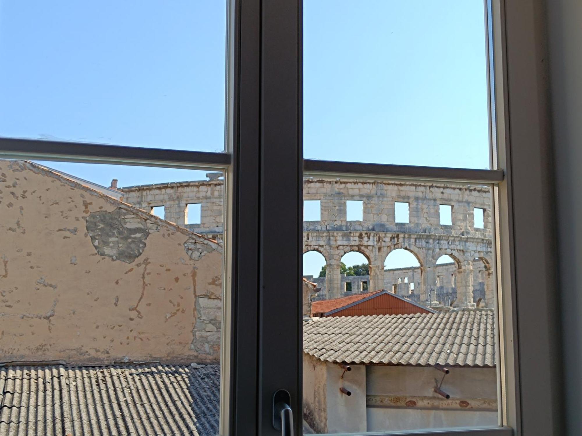 D&A Amphitheatre Premium Apartments With Free Parking Pula Extérieur photo