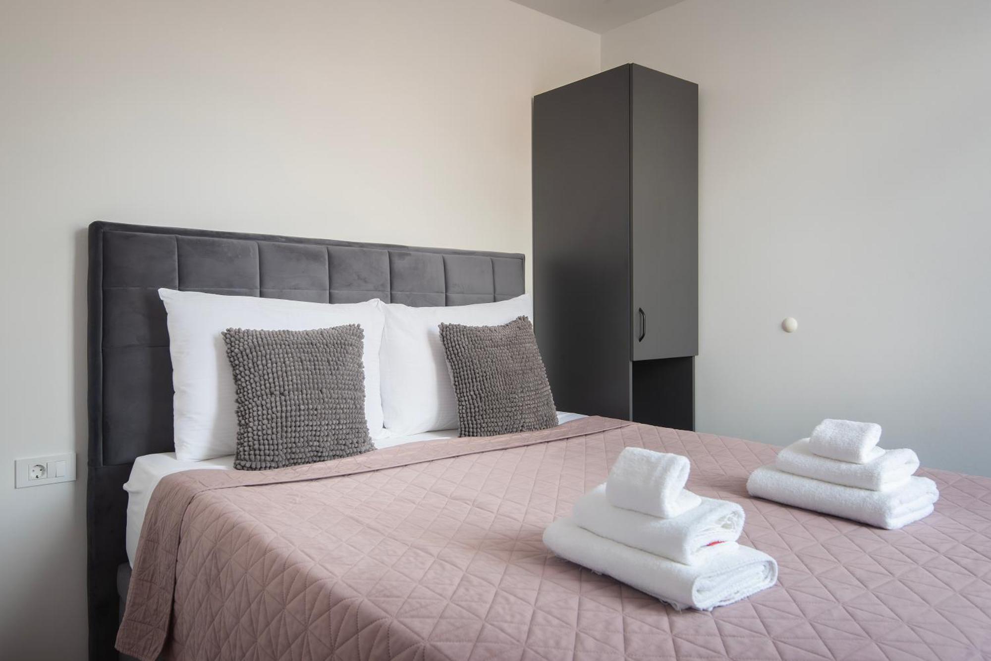 D&A Amphitheatre Premium Apartments With Free Parking Pula Extérieur photo