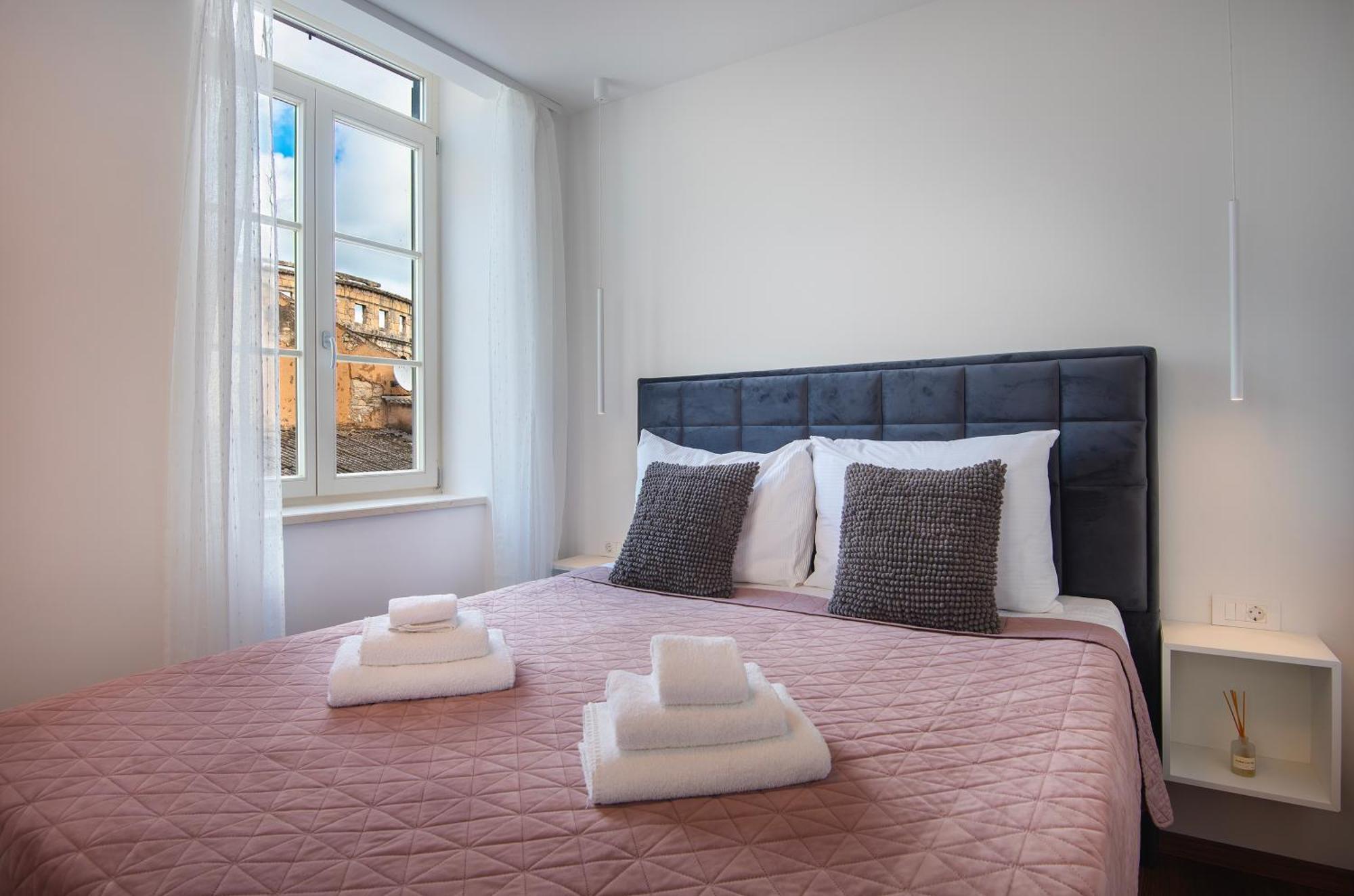 D&A Amphitheatre Premium Apartments With Free Parking Pula Extérieur photo